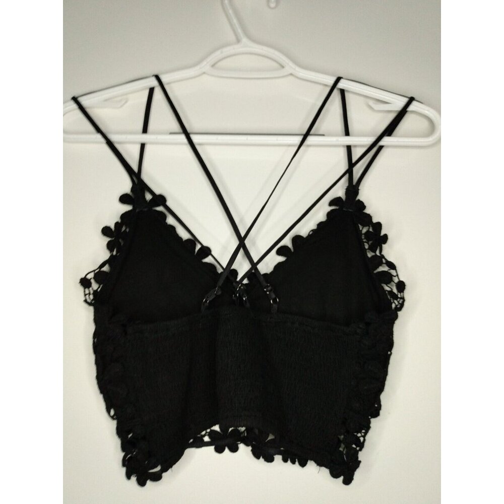 Davi & Dani Women Sz S Boho Bralette Floral Crochet Lace Eyelet Black Wireless - Picture 3 of 5